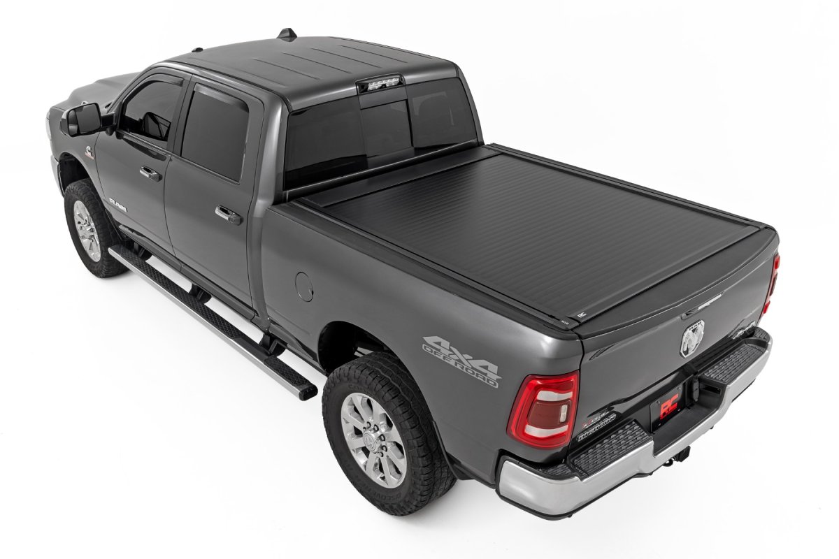Ram 3500 Powered Bed Cover - Rough Country - Retractable